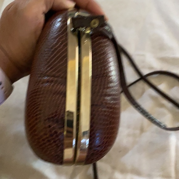 Brown leather shoulder bag or crossbody. - Picture 4 of 4